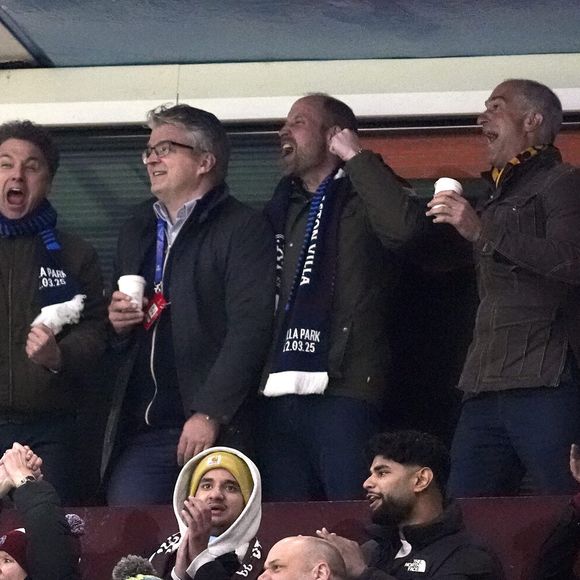 Qui opposait son équipe préférée Aston Villa au Club Brugge 
Le Prince de Galles dans les tribunes lors du match retour des huitièmes de finale de l'UEFA Champions League à Villa Park, Birmingham. Mercredi 12 mars 2025. ... Aston Villa - Club Brugge - UEFA Champions League - Huitièmes de finale - Match retour - Villa Park Birmingham Nick Potts/PA Wire.