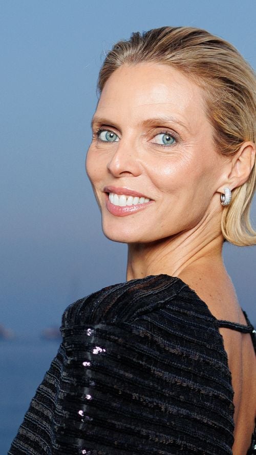 Sylvie Tellier a cédé à ce soin qui traite la peau du visage en profondeur