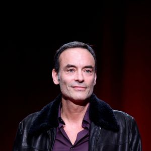 Anthony Delon - Pour la séance de clôture de la 16ème édition du Festival Lumière de Lyon, un hommage tout particulier a été rendu à l'acteur Alain Delon en projetant "Plein Soleil" de René Clément. Pour l'occasion Vincent Lindon a prononcé un discours en présence de Anthony Delon, qui, sous le coup de l'émotion, a fondu en larmes pendant l'évocation de son père. C'est la première fois, depuis sa disparition, qu'un hommage était rendu en public à Alain Delon,  au Halle Tony Garnier, à Lyon, France, le 20 octobre 2024. © Dominique Jacovides/Bestimage