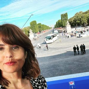 Faustine Bollaert partage des moments de sa vie sur Instagram.