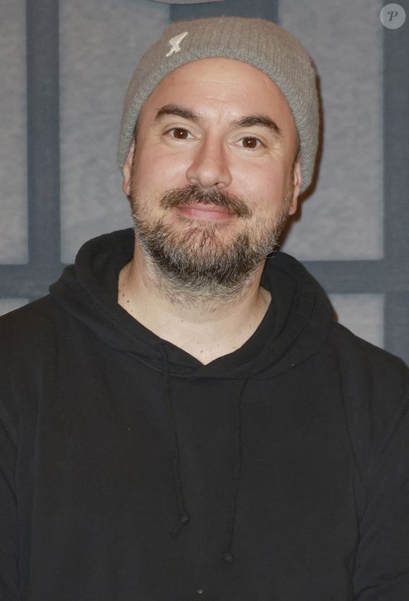 Kyan Khojandi à l'avant-première du film "Yoroï" au Grand Rex à Paris, le 16 octobre 2025.

Photo : Christophe Aubert / Bestimage