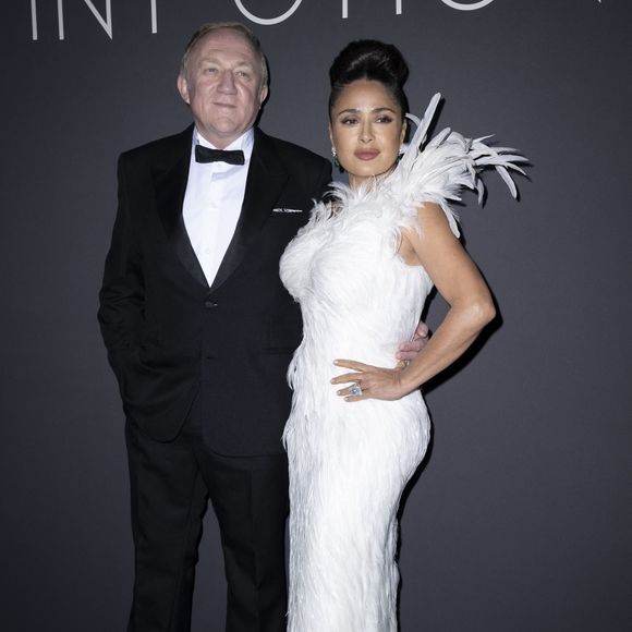 François-Henri Pinault et sa femme Salma Hayek - Photocall de la soirée "Kering Women in Motion Awards" à la Place de la Castre lors du 79ème Festival International du Film de Cannes. Le 17 mai 2026
© Olivier Borde / Bestimage