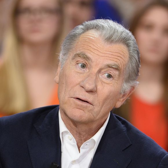 William Leymergie - Enregistrement de l'émission "Vivement Dimanche" à Paris le 1er Avril 2015. L'émission sera diffusée le 05 Avril 2015.COADIC GUIREC / BESTIMAGE