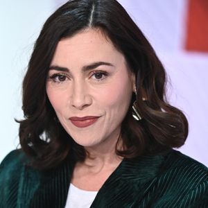 La chanteuse fête ce 1er janvier ses 46 ans...

Exclusif - Olivia Ruiz - Enregistrement de l'émission "Vivement Dimanche" au Studio Gabriel à Paris, présentée par M.Drucker et diffusée le 3 mars sur France 3
© Guillaume Gaffiot / Bestimage