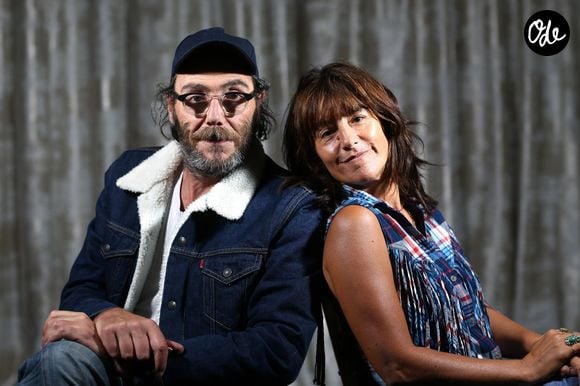 Malgré leur séparation, les deux comédiens continuent d'entretenir une relation familiale très apaisée.

Philippe Rebbot et Romane Bohringer - Avant-première du film "L'amour flou" à Lille le 18 septembre 2018.