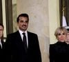 Pour rappel, Tamim ben Hamad Al Thani possède le PSG.
Le président Emmanuel Macron, sa femme Brigitte Macron et son altesse Tamim ben Hamad Al Thani, emir du Qatar - Arrivées au dîner d'état en l'honneur de l'Emir du Qatar au palais présidentiel de l'Elysée à Paris le 27 février 2024. © Dominique Jacovides / Bestimage