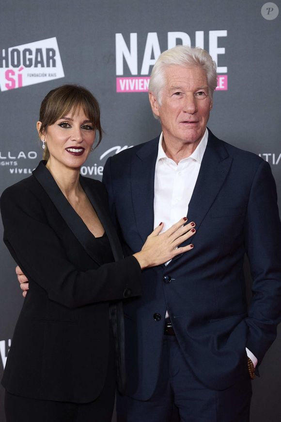 Richard Gere, Alejandra Gere assistent à la première de 'Lo que nadie quiere ver (Ce que personne ne veut voir)' au cinéma Callao le 24 novembre 2025 à Madrid, Espagne. (Credit Image : © Jack Abuin/ZUMA Press Wire)