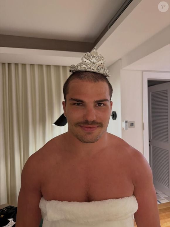 Instagram @antoinedupont9