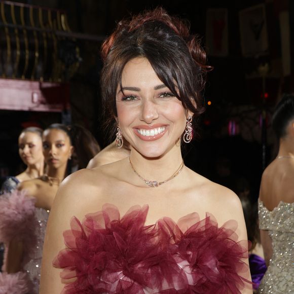 Tout comme Delphine Wespiser, Miss France 2012.

Célébrités au défilé Christophe Guillarmé "Collection Prêt-à-Porter Automne/Hiver 2025-2026" lors de la Fashion Week au Balajo à Paris le 5 mars 2025. © Coadic Guirec/Bestimage