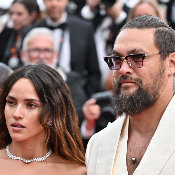 Adria Arjona, Jason Momoa assistant à la projection de "Highest 2 Lowest" au 78ème Festival de Cannes à Cannes, France, le 19 mai 2025. Photo par Julien Reynaud/APS-Medias/ABACAPRESS.COM