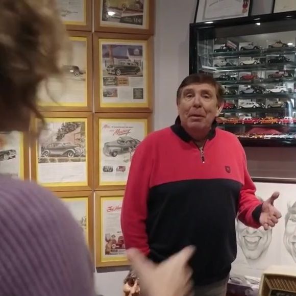 Jean-Pierre Foucault fait visiter sa maison de Carry-le-Rouet dans l'émission Côté Sud, le 3 avril. Capture d'écran France 3