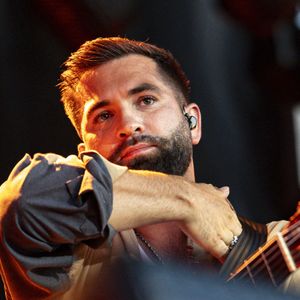 Kendji Girac a publié son premier livre "Mi vida", aux éditions Flammarion.

Kendji Girac en concert lors du festival de musique du Printemps de Perouges au Chateau de Saint-Maurice-de-Remens.

© Sandrine Thesillat / PsNewZ / Bestimage
