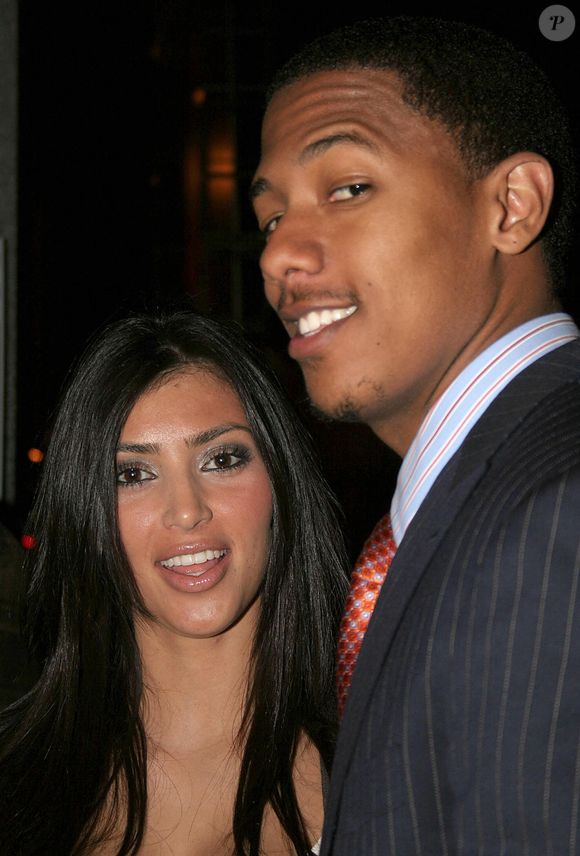 Kim Kardashian et Nick Cannon à la soirée Rock & Republic Host Spring Collection Party qui s'est tenue à la boîte de nuit Area à Los Angeles, le 18 octobre 2006. Josesphine Santos, /PCN/ABACAPRESS.COM