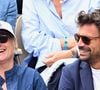 Anne-Élisabeth Lemoine et Bertrand Chameroy ont été aperçus ensemble dans les tribunes de Roland-Garros, affichant une complicité naturelle.
Anne-Élisabeth Lemoine et Bertrand Chameroy sont vus dans les gradins de Roland Garros à Paris, France. Photo by ABACAPRESS.COM