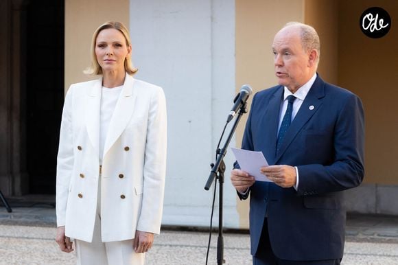 Le prince Albert II de Monaco et la princesse Charlène de Monaco ont accueilli au Palais princier les ambassadeurs et représentants permanents des 46 États membres de l'organisation du Conseil de l'Europe, Monaco le 2 septembre 2026. © Olivier Huitel/Pool Monaco/Bestimage