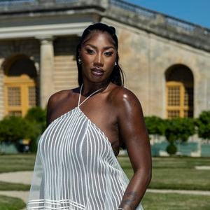 Aya Nakamura au photocall du défilé Jacquemus de la mode homme Printemps/Été 2026 dans le cadre de la Fashion Week de Paris dans les jardins de l'Orangerie à Versailles, France, le 29, 2025. © Olivier Borde/Bestimage