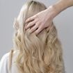 Cheveux décolorés mais zéro casse : Cette routine miracle a complètement changé mes longueurs