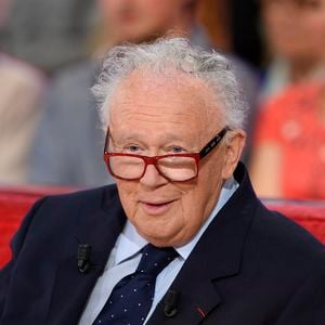 RTL a bouleversé le contenu de ses programmes le lundi 24 août 2026 pour rendre hommage à son ancien animateur historique

Philippe Bouvard - Enregistrement de l'émission "Vivement Dimanche" à Paris le 02 Juin 2015. Invité principal David Pujadas.
Crédit : COADIC GUIREC / BESTIMAGE