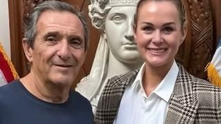 Laeticia Hallyday en couple avec Serge Varsano : Dimitri, le fils du milliardaire, a épousé un célèbre mannequin dans un cadre somptueux
