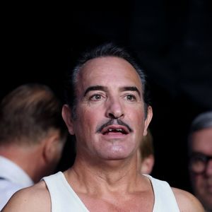 Jean Dujardin - Cérémonie d'ouverture de la Coupe du Monde de Rugby France 2023 avant le match de la Poule A entre la France et la Nouvelle-Zélande au Stade de France à Saint-Denis le 8 septembre 2023. © Dominique Jacovides/Bestimage