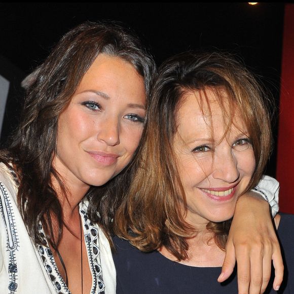 Laura Smet et Nathalie Baye à l'avant-première du film "Pauline et François" au Festival du film francophone d'Angoulême. Guillaume Gaffiot/Bestimage