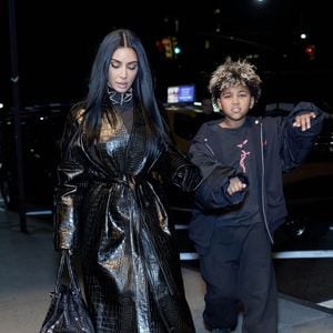 Exclusif - Kim Kardashian et son fils Saint à New York, le 6 décembre 2025.