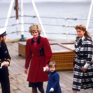 La princesse Diana avec le prince William et Sarah Ferguson en 1986. 1986. Photo par Alan Davidson/ZUMA Wire/ABACAPRESS.COM
