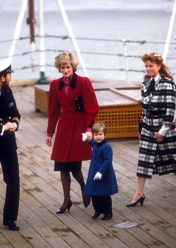 La princesse Diana avec le prince William et Sarah Ferguson en 1986. 1986. Photo par Alan Davidson/ZUMA Wire/ABACAPRESS.COM
