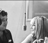 Carlos et Sylvie étaient également témoins lors du mariage de ce dernier en 1978, preuve de la proximité qui les liait. 

Archives - Sylvie Vartan et le chanteur Carlos à Paris avant l’enregistrement de l’émission de radio "Salut les copains" (1968 - 1969) sur Europe 1. AGENCE / BESTIMAGE