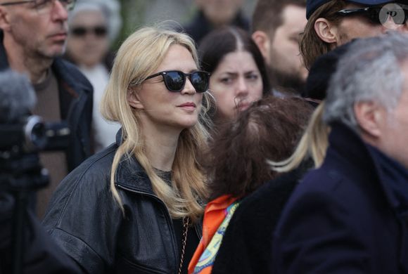 Virginie Efira arrive à l'enterrement de l'actrice belge Emilie Dequenne au crématorium du cimetière du Père Lachaise à Paris, France. Photo by Nasser Berzane/ABACAPRESS.COM
