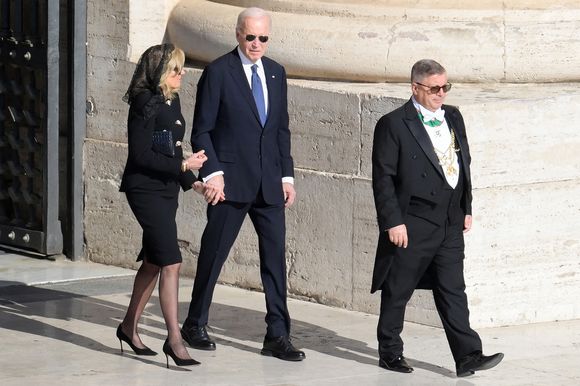 Joe Biden aux obsèques du pape François, 26 avril 2025 © Zuma Press / Bestimage