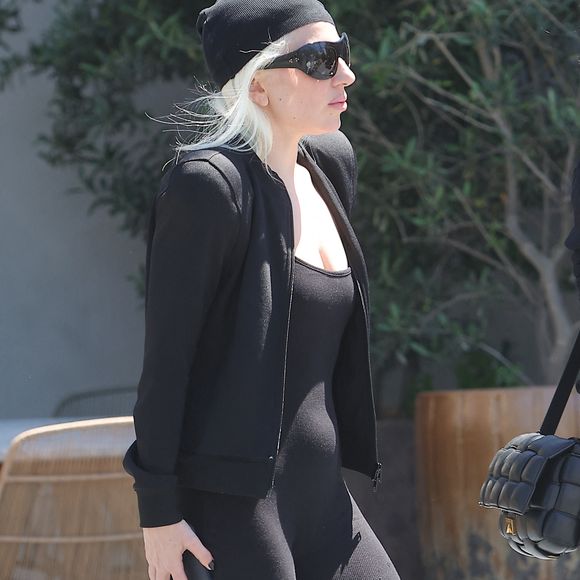 Exclusive - For Germany Call For Price - Lady Gaga, 39 ans, est aperçue pour la première fois depuis que la police brésilienne a déjoué un attentat à la bombe lors de son récent concert à Rio de Janeiro... alors qu'elle profite d'un brunch confortable avec son fiancé Michael Polansky et une amie à Malibu, Los Angeles, CA, USA.
© Coleman-Rayner/Besttimage