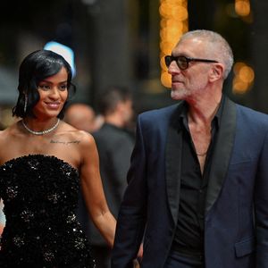 Il s'agira du premier enfant du couple...

Narah Baptista, Vincent Cassel à la première du film Parthenope lors du 77ème Festival de Cannes à Cannes, France le 21 mai 2024. Photo by Julien Reynaud/APS-Medias/ABACAPRESS.COM