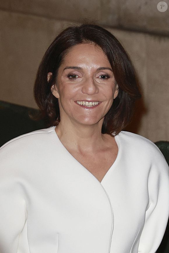 Florence Foresti - Les célébrités au défilé Jacquemus "Collection Homme Prêt-à-Porter Automne/Hiver 2026-2027" lors de la Fashion Week de Paris, le 25 janvier 2026

© Christophe Aubert / Bestimage