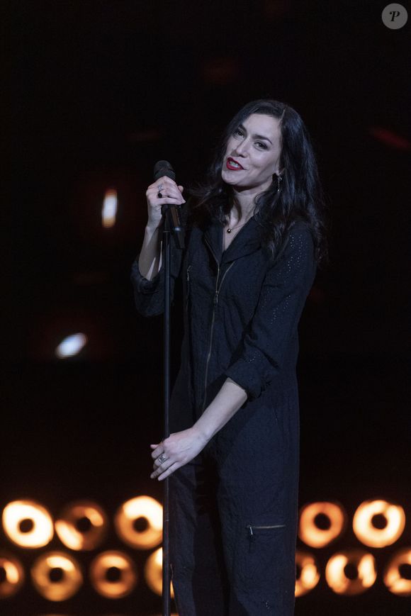 Olivia Ruiz - La Nuit de la Déprime revient aux Folies Bergère, le 3 février 2020. A quelques jours de la Saint-Valentin, on retrouve sur scène les chanteurs les plus déprimants et les humoristes les plus badants, pour pleurer (de rire).
