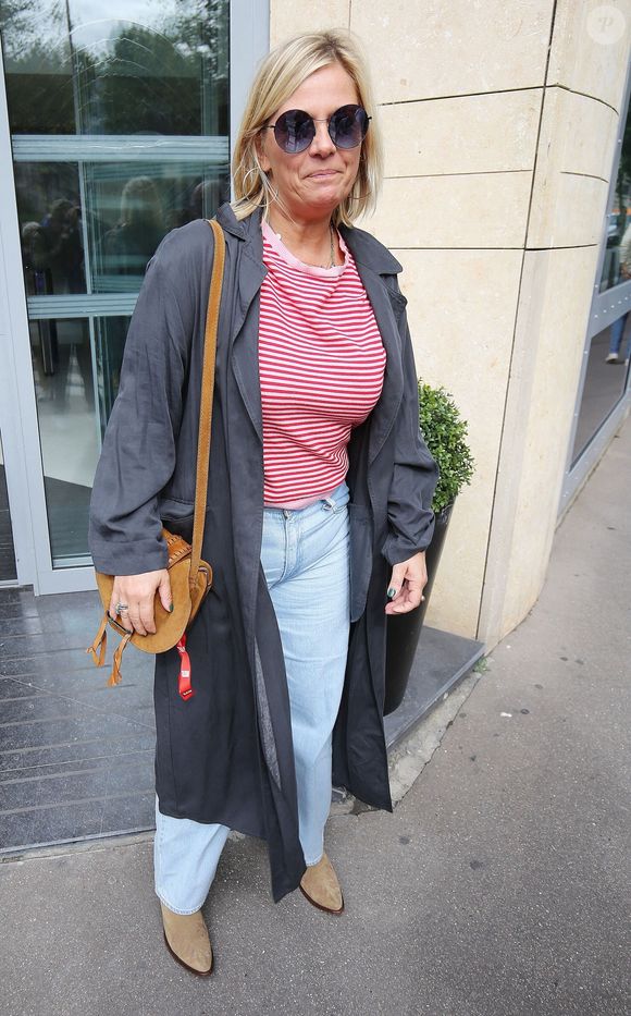 Exclusif - Flavie Flament - Personnalités à la sortie des studios de l'enregistrement de l'émission "Les Grosses Têtes" sur RTL à Paris. Le 25 septembre 2023
© Jonathan Rebboah / Panoramic / Bestimage