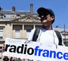 La direction a pris les devants après avoir pris connaissance d’une cinquantaine de personnes partageant les mêmes symptômes.

Manifestation des salariés de France Télévision, Radio France, France Médias Monde et de l'INA contre la réforme de l'audiovisuel public proposée par la ministre de la Culture Rachida Dati à Paris, France, le 30 juin 2025. Photo Alain Apaydin/ABACAPRESS.COM