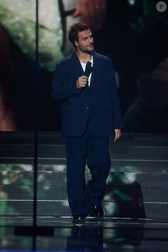 Amir Haddad - Enregistrement de l'émission "Eternel Aznavour, le concert événement", diffusée le 18 octobre sur France 3
© Christophe Clovis-Cyril Moreau / Bestimage