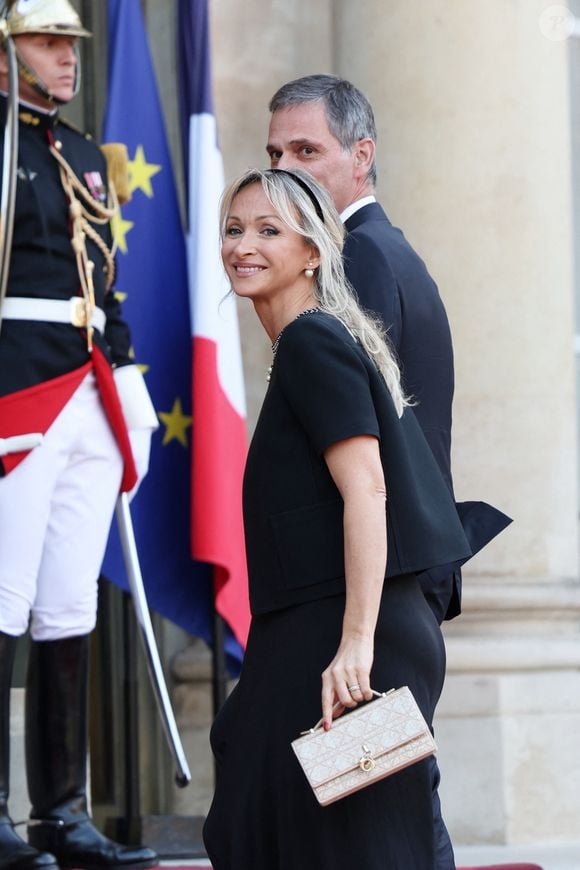 A savoir Chérie 25.

Rodolphe Saadé (Pdg de CMA-CGM) et sa femme Véronique Albertini-Saadé - Arrivées au dîner d'état au palais de l'Elysée à Paris donné en l'honneur du roi et de la reine de Danemark le 31 mars 2025.

© Jacovides / Moreau / Bestimage