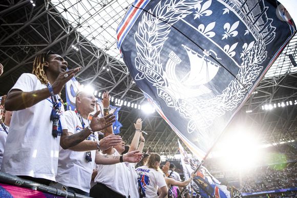Ambiance avec les supporters de l'équipe de Paris Saint Germain (PSG) - Finale de la Ligue des Champions 2026 opposant le Paris Saint-Germain (PSG) à Arsenal FC au stade Ferenc-Puskas à Budapest

©Elyxandro Cegarra / PsnewZ / Bestimage