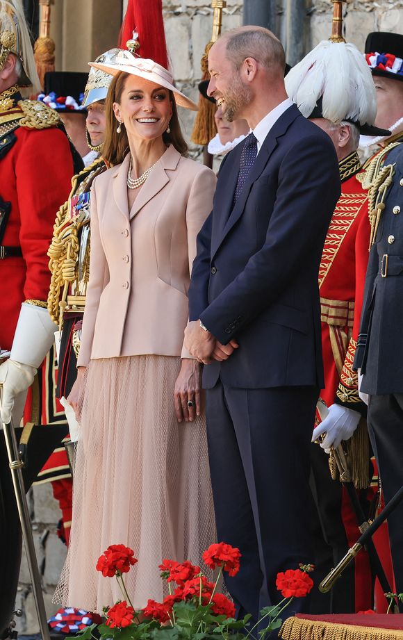 Une source bien informée en a dit davantage au Daily Mail : "Ils ont le sentiment d’être un peu à l’étroit dans Adelaide Cottage et ont besoin de plus spacieux. Ce serait la résidence idéale pour eux".

William, Prince de Galles, Catherine, Princesse de Galles lors de la cérémonie d'accueil pour la visite d'Etat au Royaume-Uni du Président français au Château de Windsor, Berkshire, Royaume-Uni le 8 juillet 2025. Photo by Richard Pohle/The Times/News Licensing/ABACAPRESS.COM