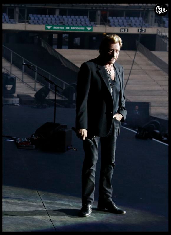 EXCLUSIF : Johnny Hallyday répète au Stade de France le 14 juin 2012. Il y chante les 15, 16 et 17 juin.