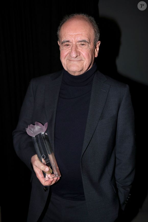 Un nouveau communiqué annonce que finalement, Pierre Lescure renonce à Sud Radio.

Exclusif - Pierre Lescure, Laurier « Magazine » pour l’émission « Beau Geste » - Backstage de la 29ème cérémonie des Lauriers de l'Audiovisuel au théâtre Marigny à Paris le 26 février 2024. 
© Bertrand Rindoff / Bestimage