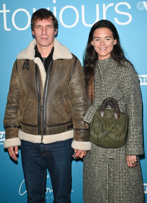Cédric Jimenez et sa compagne Capucine Martin lors de l'avant-première du film Je verrai toujours vos visages au cinéma UGC Normandie à Paris le 14 mars 2023.

© Coadic Guirec / Bestimage