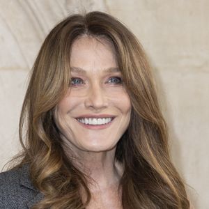 C'est une Carla Bruni très élégante qui a fait son apparition au défilé Dior ce lundi

Carla Bruni - Arrivées au défilé Christian Dior au Musée Rodin pour la Collection Haute Couture Printemps/Eté lors de la Fashion Week de Paris (PFW), France. © Olivier Borde/Bestimage