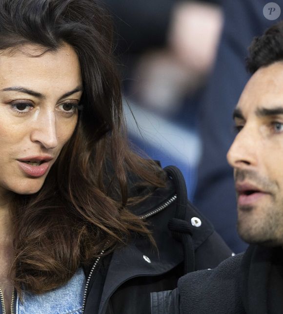 Rachel Legrain-Trapani (Miss France 2007) et son compagnon Valentin Léonard - People dans les tribunes du match PSG Vs Lorient (5-1) au Parc des Princes à Paris le 3 avril 2022. © Agence/Bestimage
