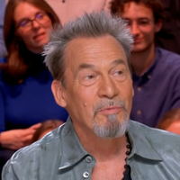 "Ça fait 25 ans qu'on ne s'est pas vus" : Florent Pagny amoureux pendant 3 ans de Vanessa Paradis, il évoque leur relation