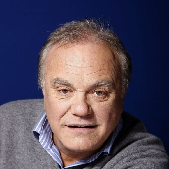 Laurent Cabrol pose pour notre photographe à Paris, France, en septembre 2009. Photo par VIM/ABACAPRESS.COM