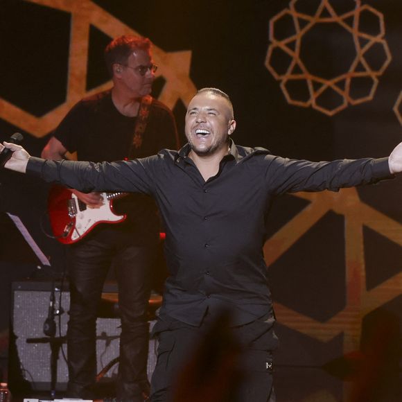 Avant ce déménagement, il s'était lancé dans un projet à Paris qu'il qualifie de "gouffre financier" dans le dernier numéro de "Paris Match"

Faudel - Enregistrement du grand concert caritatif "Tous avec le Maroc" au Dôme de Paris, diffusée en direct sur M6 le 13 septembre 2023
© Jack Tribeca / Bestimage