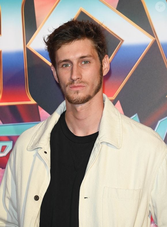 Ce dimanche 22 décembre 2024, la star qui a célébré son 34ème anniversaire a eu une tendre pensée à l'égard de sa mère. 

Jean-Baptiste Maunier - Avant-première du film "Thor Love and Thunder" au Grand Rex à Paris le 7 juillet 2022. © Coadic Guirec/Bestimage